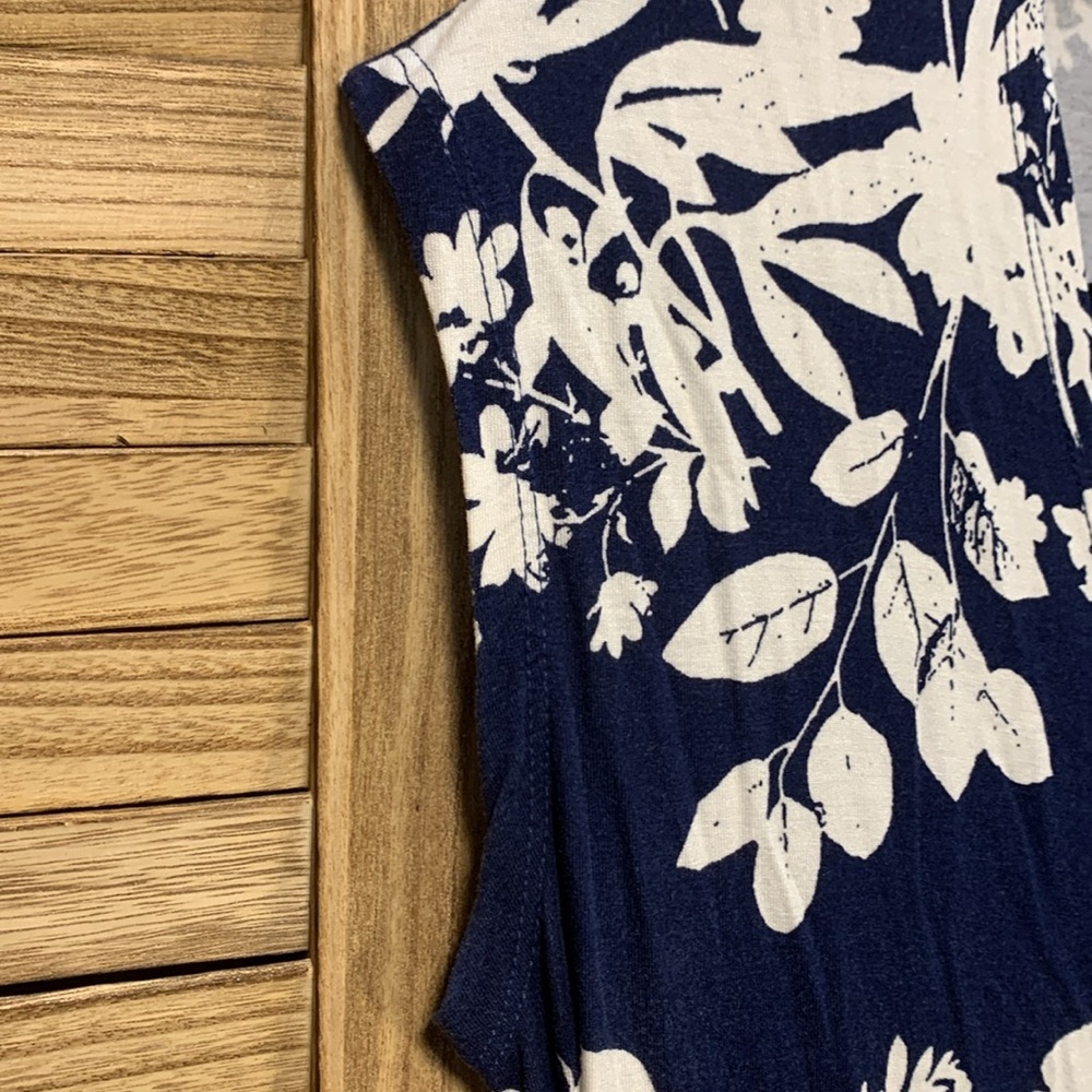 Liz Claiborne Dress Womens Navy Blue White Floral Sleeveless Wrap Petite Small - Picture 4 of 9